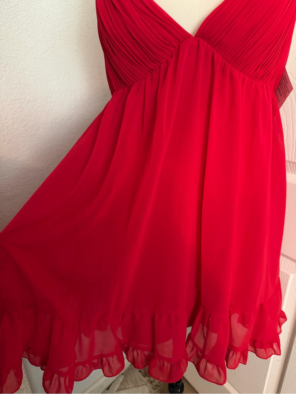 Mac Duggal Red Ruffle-Hem Mini - Picture 5 of 10
